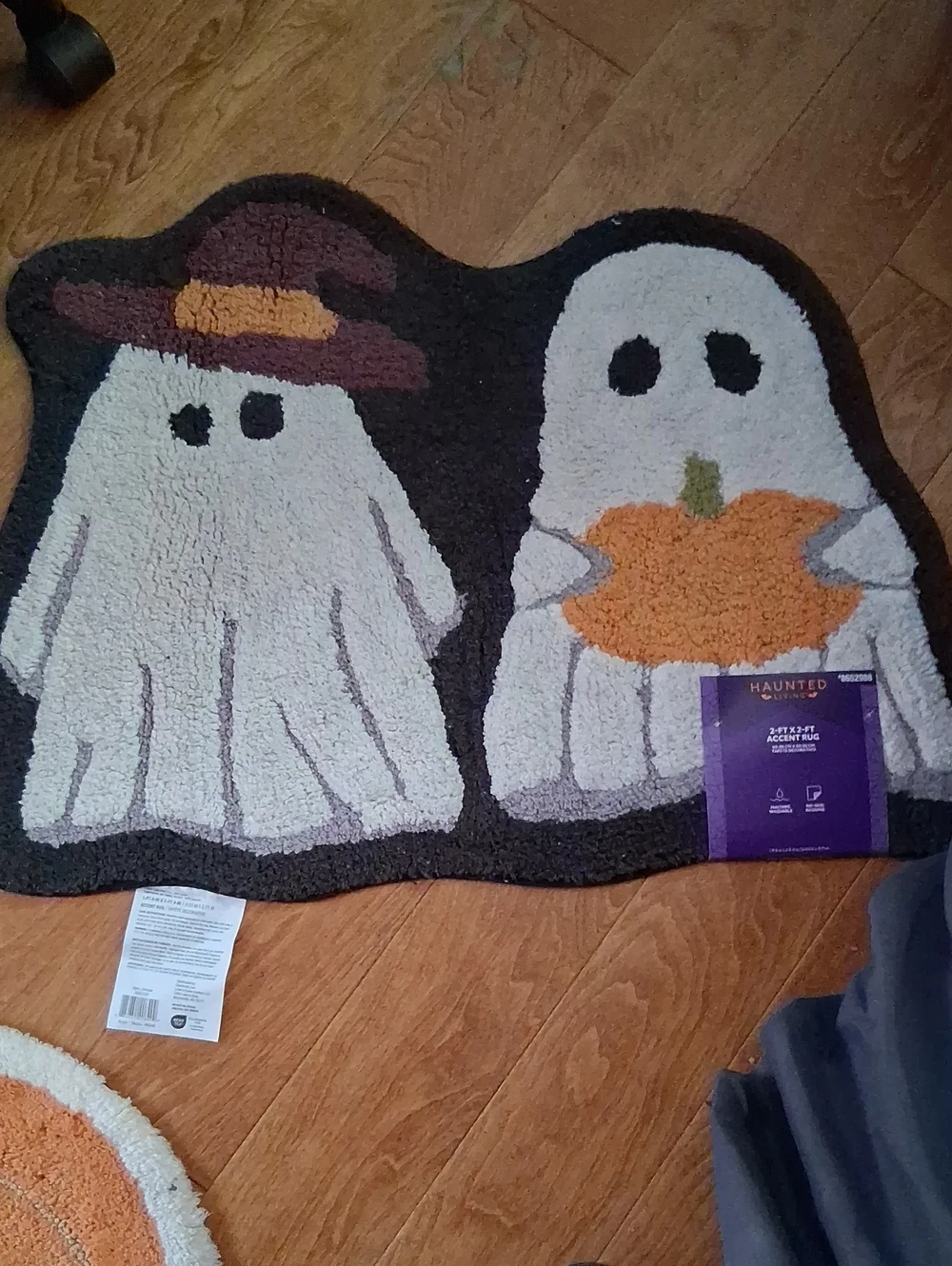 Halloween Ghost Accent Rug - White & Orange